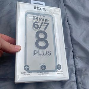 - iphones Lunar Case NWT